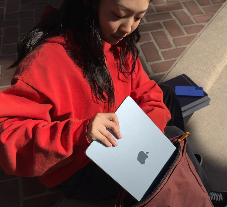 MacBook Air 13-inch thumbnail 7